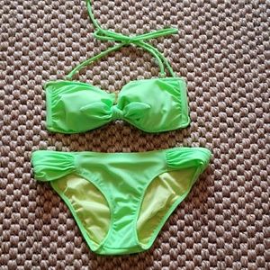 Victoria's Secret Bikini Bathing Suit👙🌴